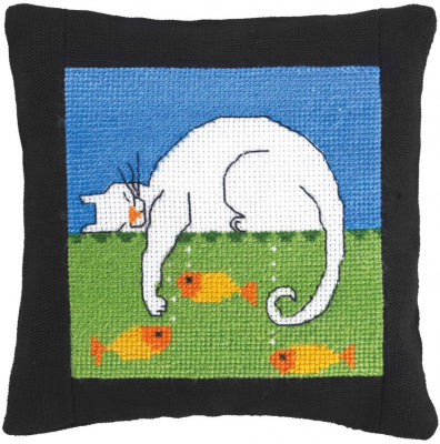 Pincushion - Cat (Permin)