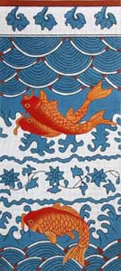 Koi Chinese Carp w/Waves Clutch