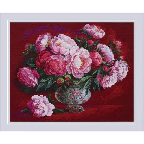 Luxurious Peonies (Riolis)