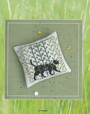 Green Summer World Cat Tales 22 (Cotton Pixels)
