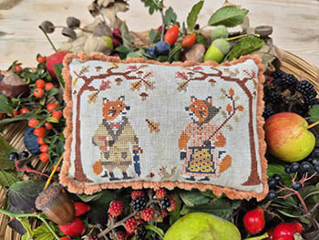 Alma's Autumn Amble (Cosford Rise Stitchery)
