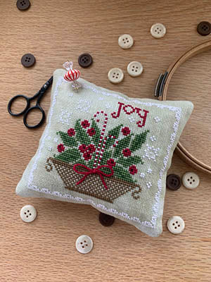 Holly Basket Pinkeep (Stitches By Ethel)