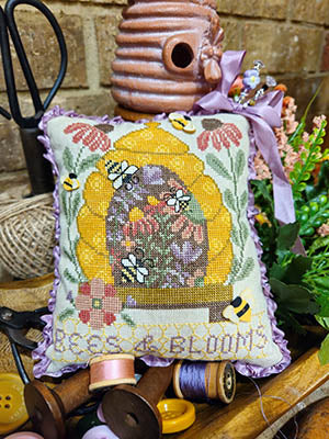 Bees & Blooms (Quaint Rose NeedleArts)