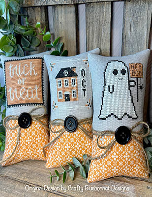 Halloween Smalls (Crafty Bluebonnet Designs)