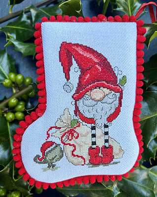 Santa & Helper (Keslyns)