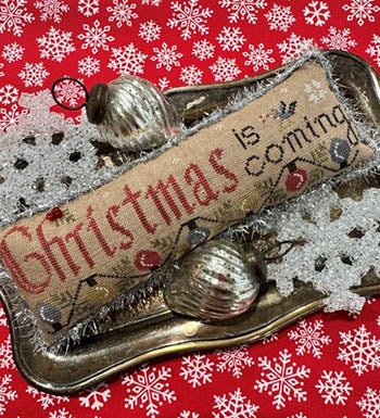 Christmas Is Coming Pinkeep (Scarlett House)