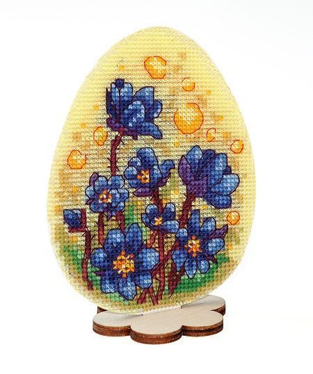 Plastic Canvas Kit - Hepatica Nobilis (Alisena)