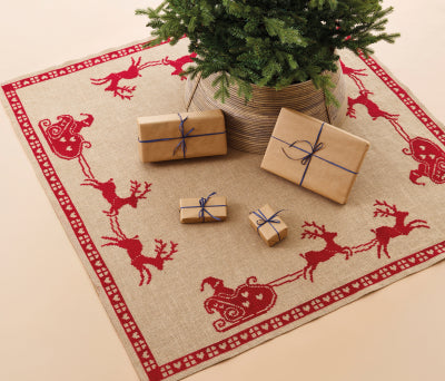 Bordeaux Sleigh Tree Skirt (Permin)