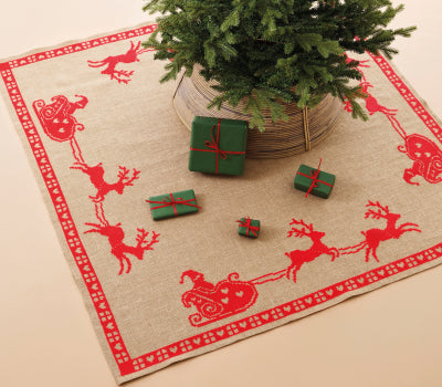 Red Sleigh Tree Skirt (Permin)