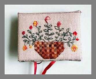 Autumn Basket Needle Case (Fern Ridge)