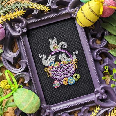 Haunted Egg Hunt (Haunted Frames)