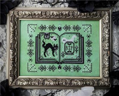 Book of Scaredy Cats (Haunted Frames)