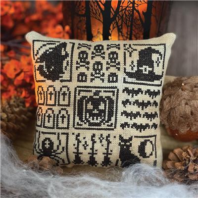 Halloween Pillow (Flossabilities)