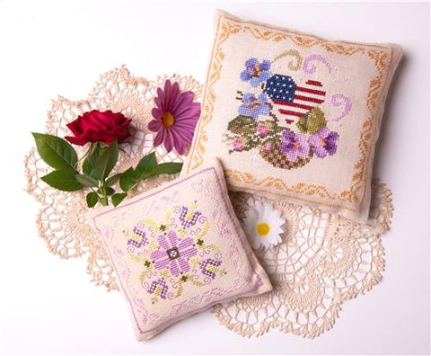 Patriotic Heart (Samplers and Primitives)
