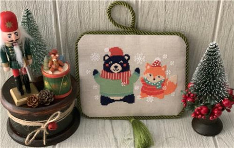 Whimsical Christmas (Twin Peak Primitives)