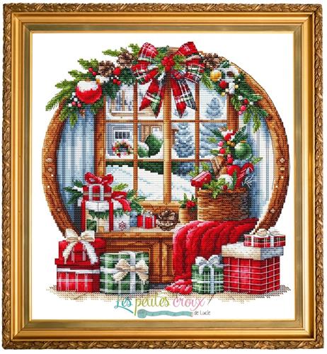 Christmas Gifts Window (Les Petites Croix De Lucie)