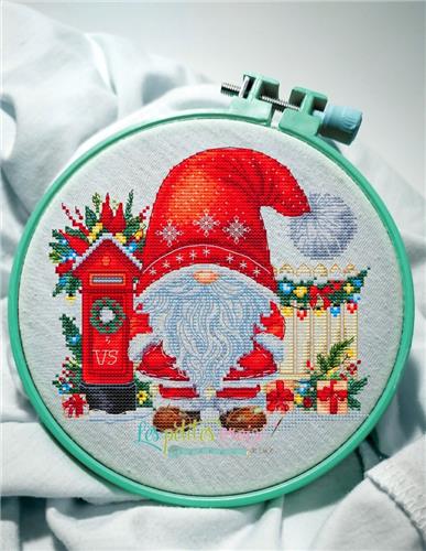 Christmas Gnome Letter Box (Les Petites Croix De Lucie)