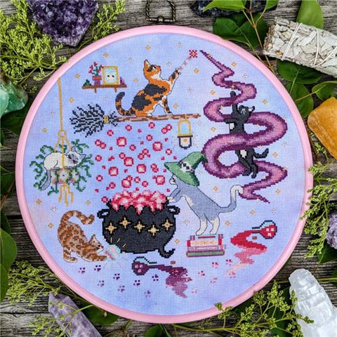 Wicked Kittens (Haunted Frames)