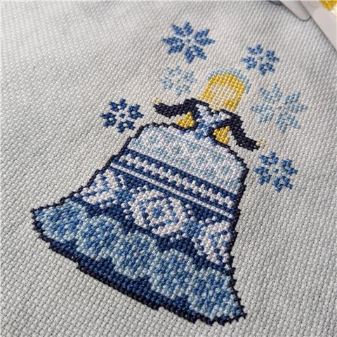 Snowflake Queen (TheCozyDH Shop)