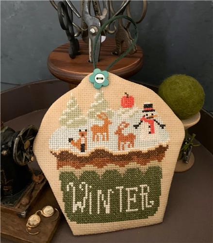 Cupcake's Seasons (Twin Peak Primitives)