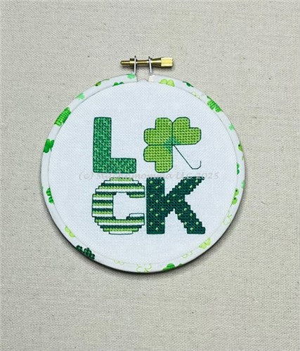 Patchwork Luck (Stitchnmomma)