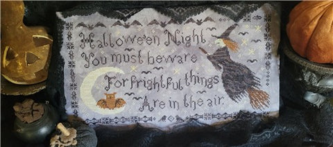 Hallowe'en Night (Crowsfeetstitching)