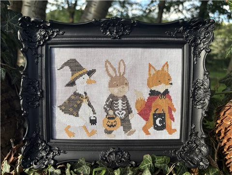 Trick or Treat (Little Loops)
