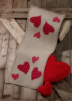 Red Hearts Table Runner (Permin)