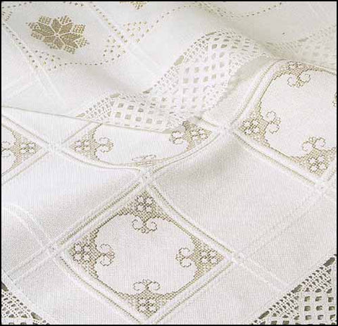 Anne Cloth Afghan (45x57) White