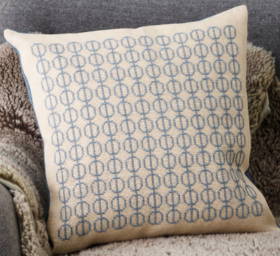 Circle Pillow (Permin)