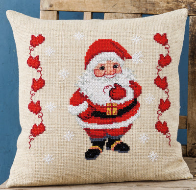 Santa Claus Cushion (Permin)