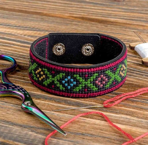 Cross Stitch Kit/Faux Leather - FLHL-028