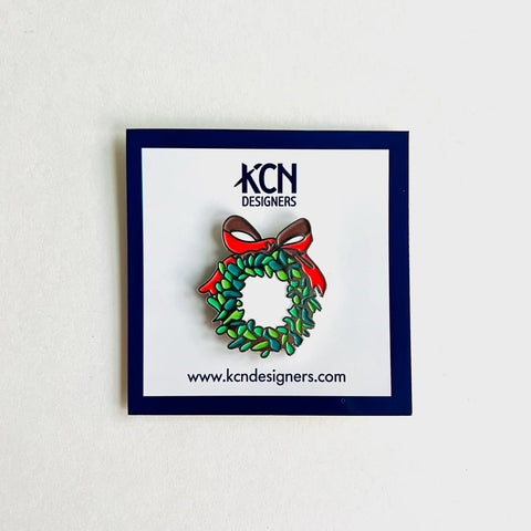 Wreath w/Red Bow Needle Minder (KCN Designers)