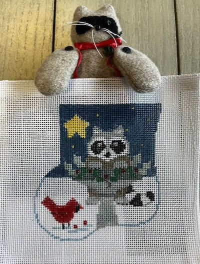 Birdbath w/Raccoon (Kathy Schenkel)