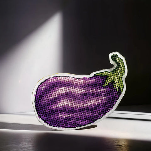 Plastic Canvas Kit - Eggplant (Wonderland Crafts)