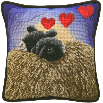 Hearts & Hugs (Lucy Pittaway)