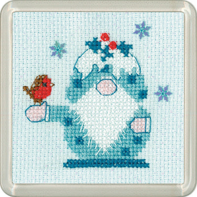 Frosted Christmas Pudding Coaster (Kristen Roche) (Heritage Stitchcraft)