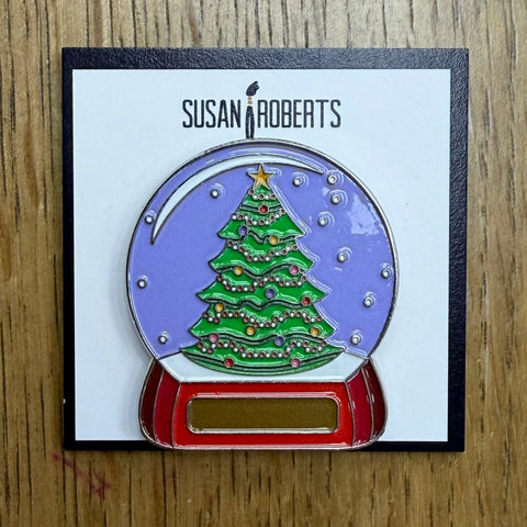 Christmas Tree Snow Globe Needleminder (Susan Roberts)