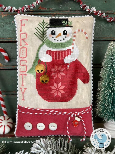 Frosty's Cozy Christmas (Luminous Fiber Arts)