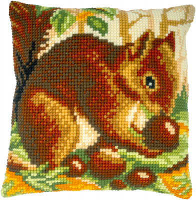 Squirrel Cushion (Vervaco)