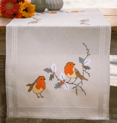 Robins Table Runner (Vervaco)