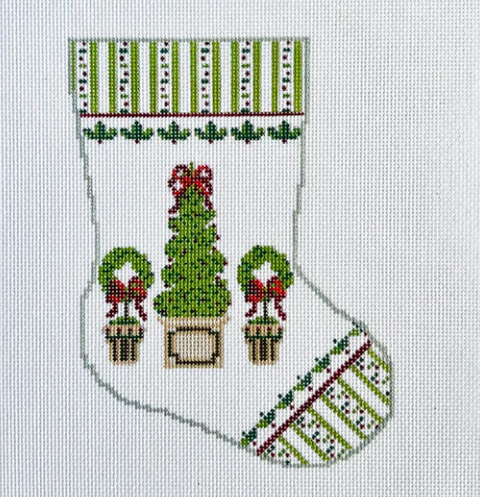 Boxwood Berry Ornament (KCN Designers)