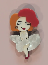 Marilyn Magnet (Sew Much Fun)