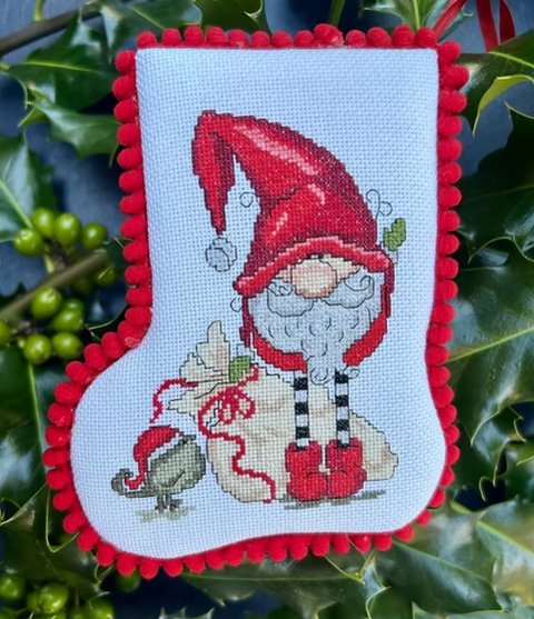 Santa & Helper (Keslyns)