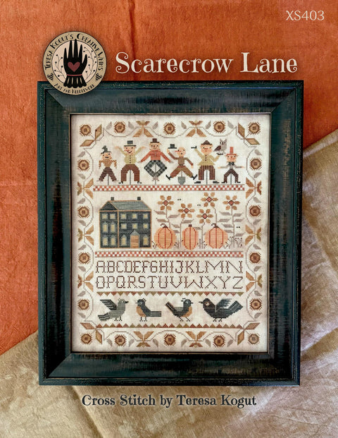 Scarecrow Lane (Teresa Kogut)