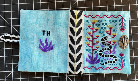 Desert Needlebook Kit (Ink Circles)