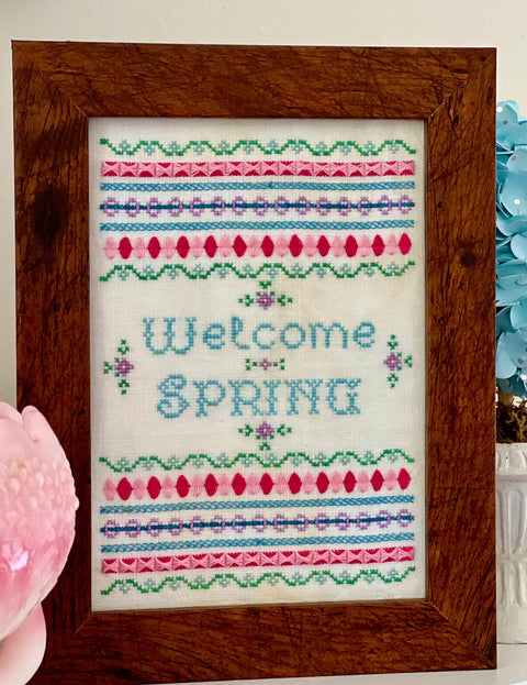 Welcome Spring (Violets & Sunshine)