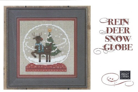 Reindeer Snow Globe