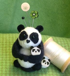 Pin Pin Panda Button Buddie