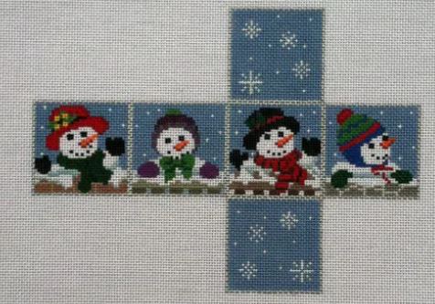 Snow Family Cube Ornament - 18ct